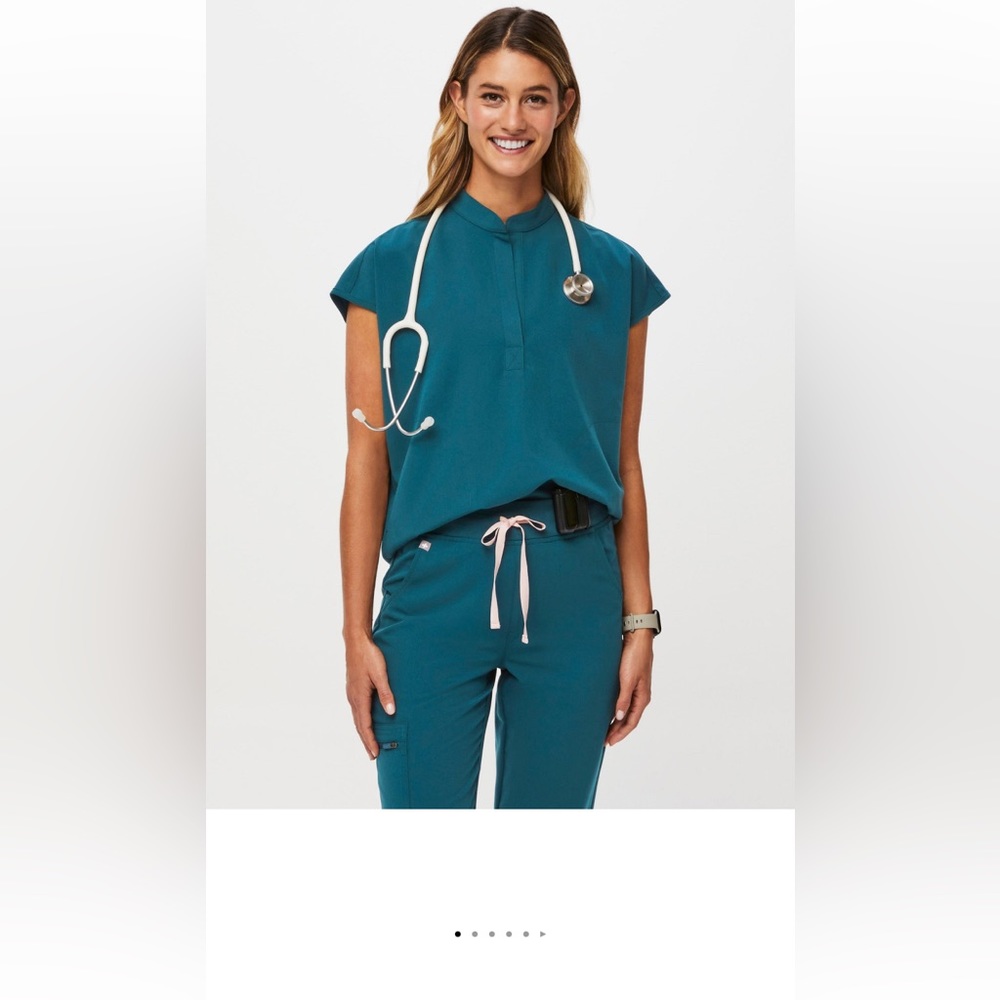 Scrub Top
